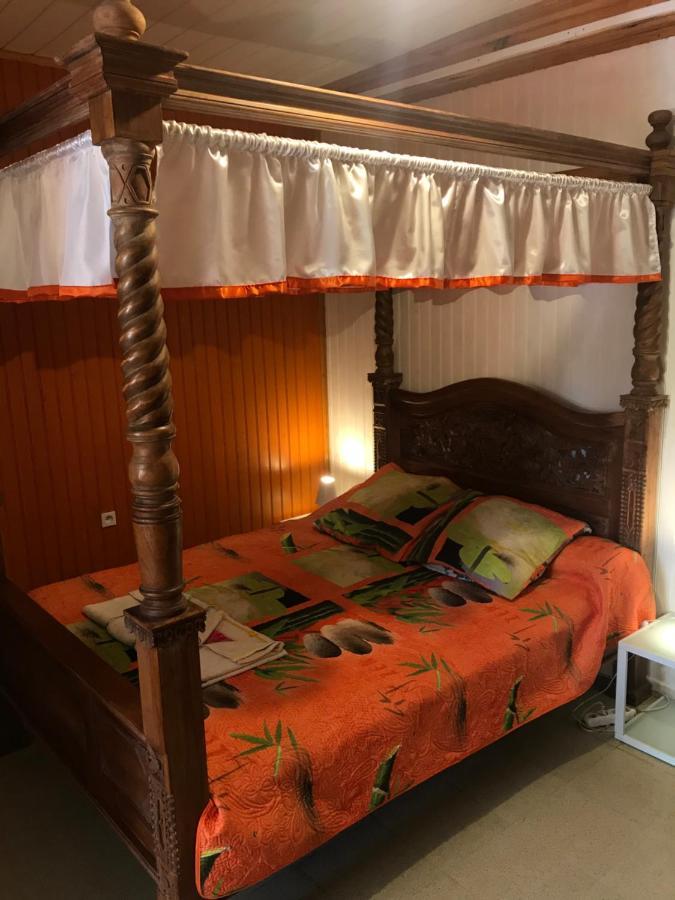 サラジー Le Jean Robert Bed & Breakfast エクステリア 写真